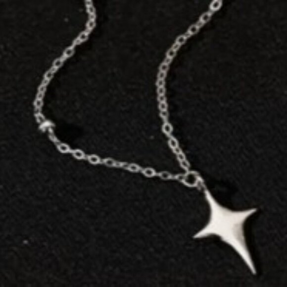 Star Cross Pendant Necklace Chic Minimalist Design Alloy Crafted Clavicle Chain - Picture 3 of 12